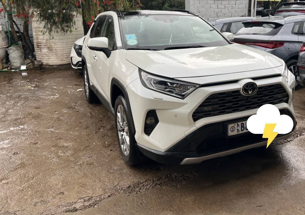 2021 Model-Toyota Rav4