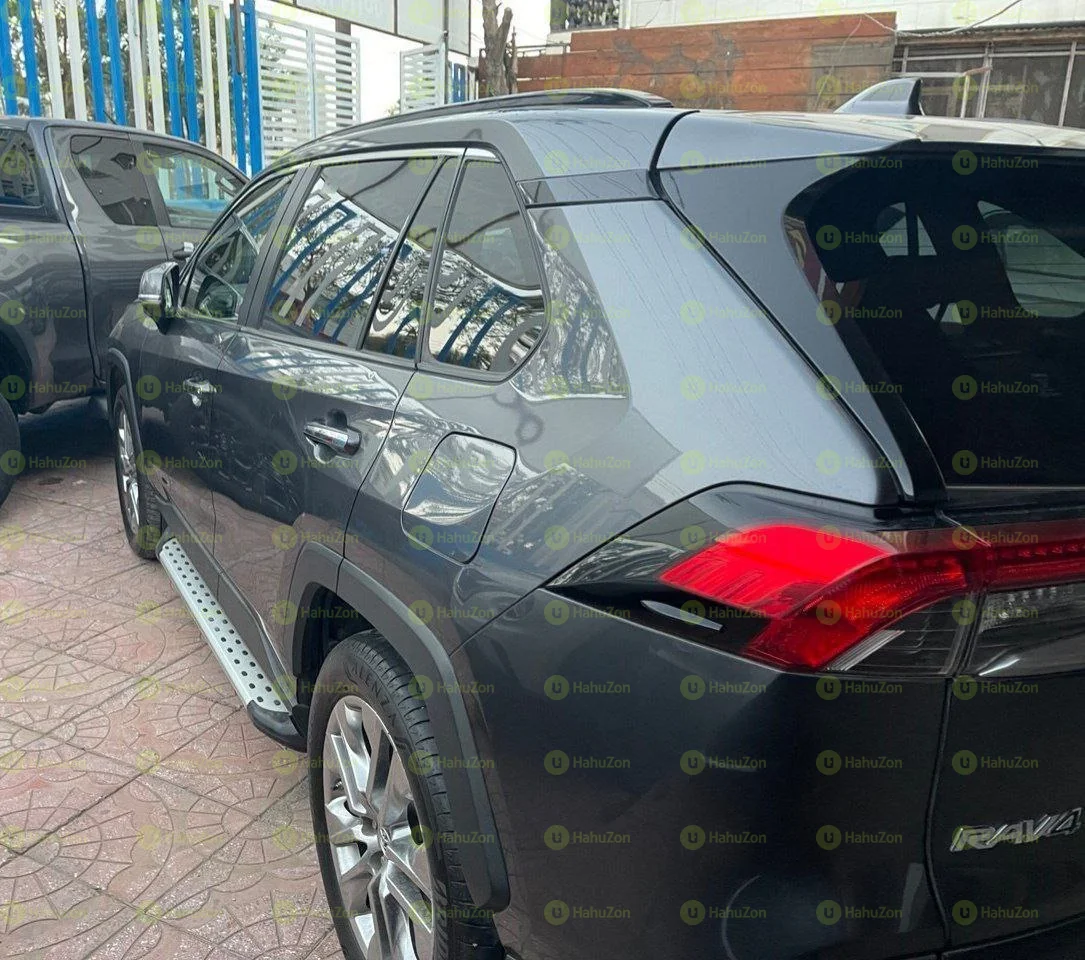 2020 Model-Toyota Rav4