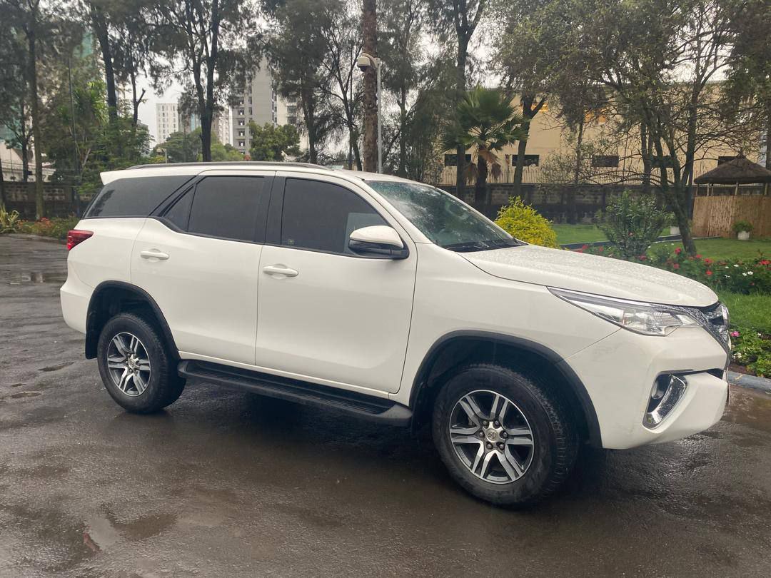 2019 Model-Toyota Fortuner