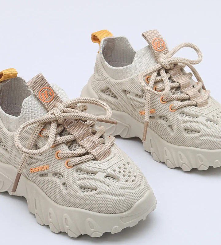 Unisex Front Drawing Sneakers