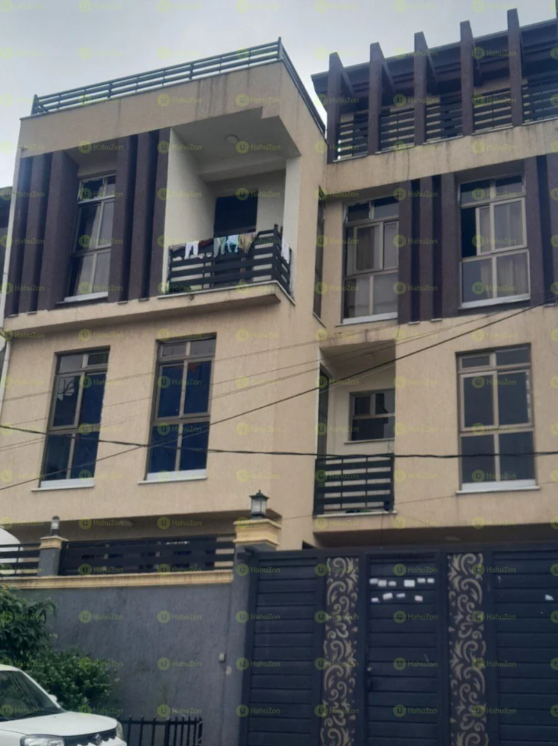 150 ካሬ የሚሸጥ G+3 ቤት በሰሚት