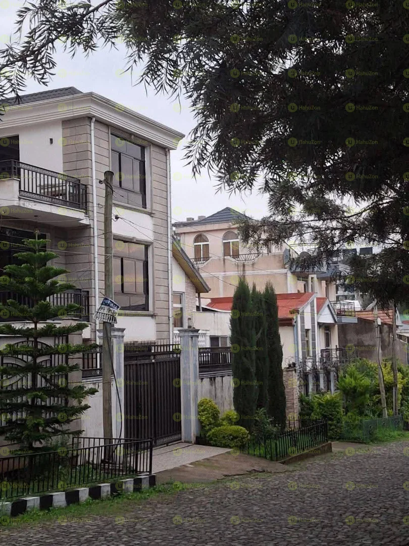 175 ካሬ የሚሸጥ ቤት በቦሌ ቡልቡላ