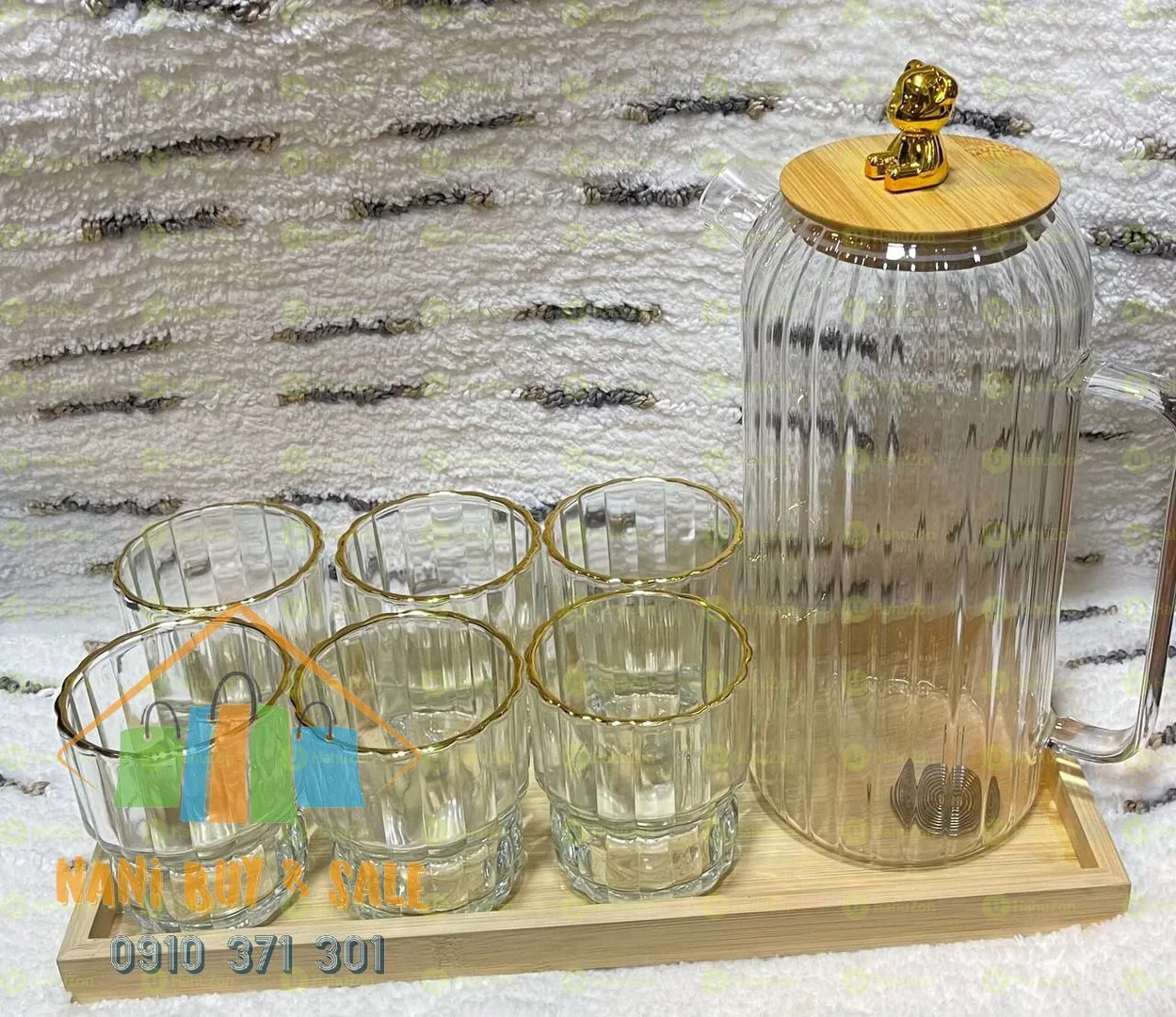 ውብ የሆነ የውሃ እንዲሁም ፈሳሽ መጠጦች ማቅረቢያ