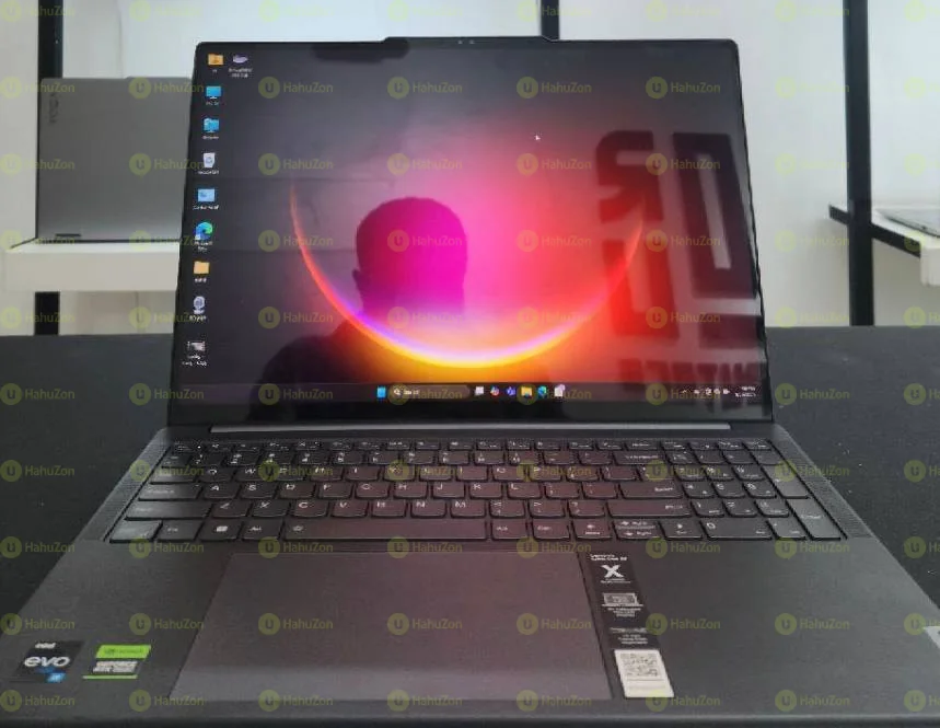 Lenovo Slim Pro 9i Intel Core i9-13th Generation Laptop