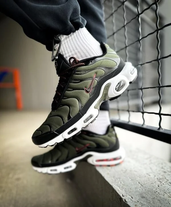 Nike Air Max Plus Men's Shoes