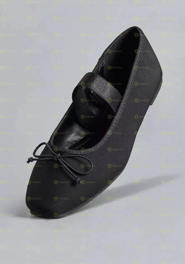 Max Bow Detail Ballerina Shoe With Elastic Strap