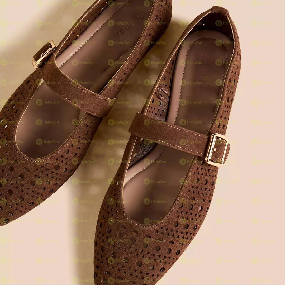 Max Cutout Detail Mary Jane Shoes With Buckle Closure