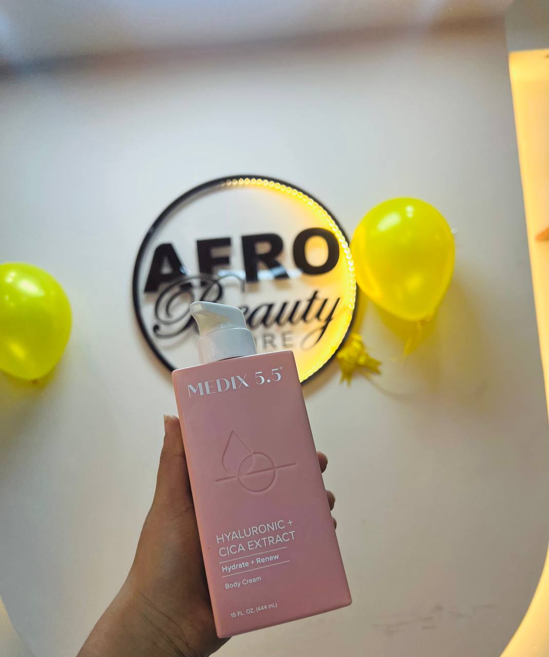 Medix 5.5 Hyaluronic + Cica Body Cream