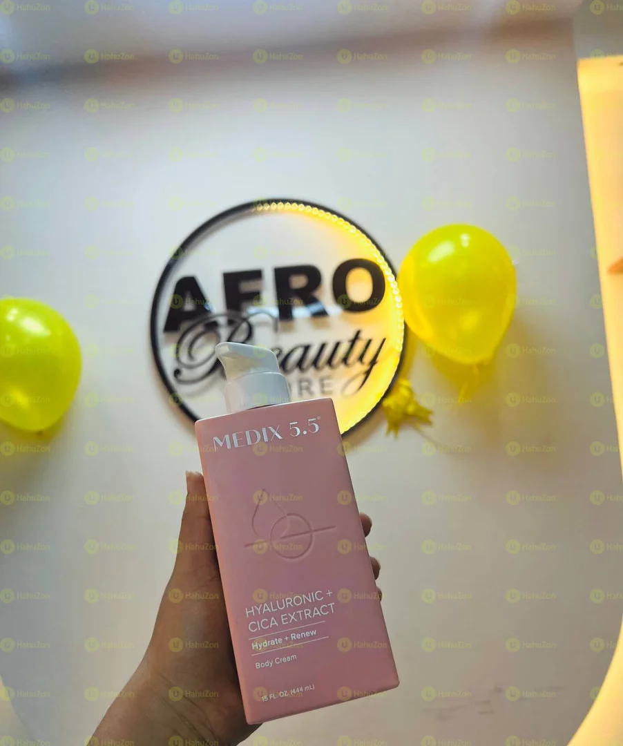 Medix 5.5 Hyaluronic + Cica Body Cream