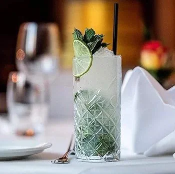 ወፍራም እና ቄንጠኛ የመጠጥ ብርጭቆ