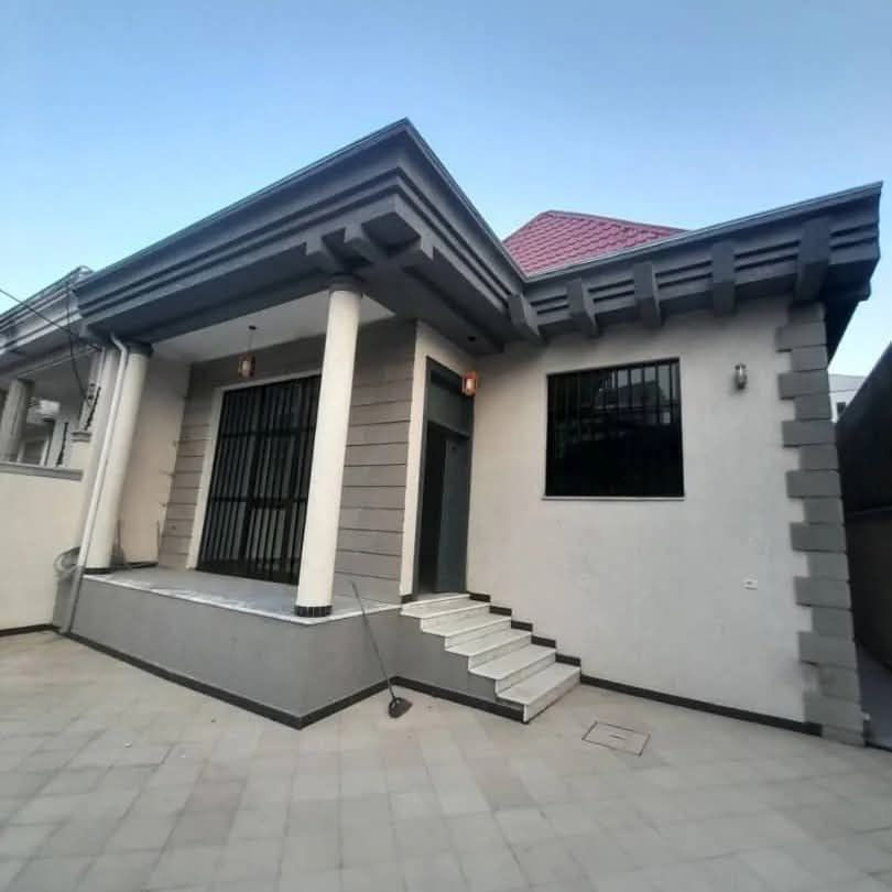 250 ካሬ የሚሸጥ ዘመናዊ ቪላ ቤት በሰሚት