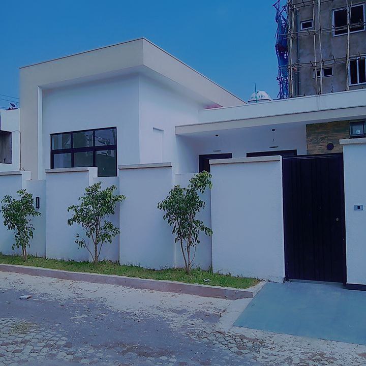 300 ካሬ የሚሸጥ ቪላ ቤት በሰሚት ዋሽንግተን