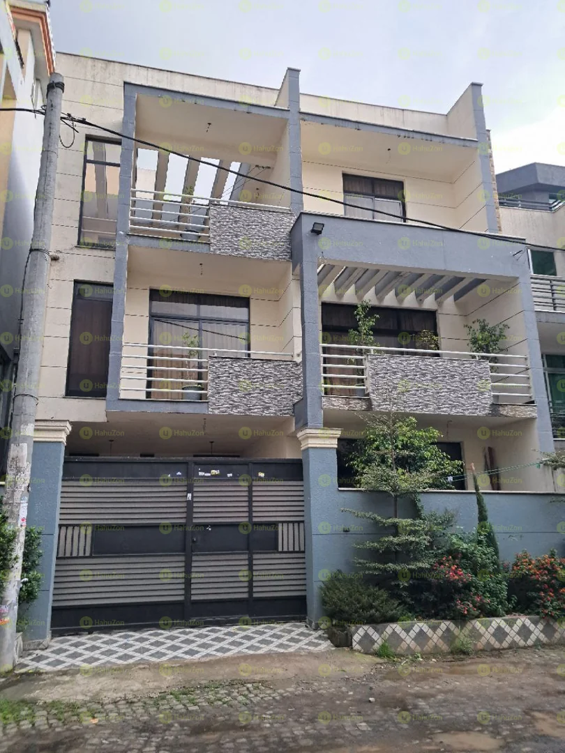 150 ካሬ የሚሸጥ G+2 ቤት በሰሚት ፍ/ቤት