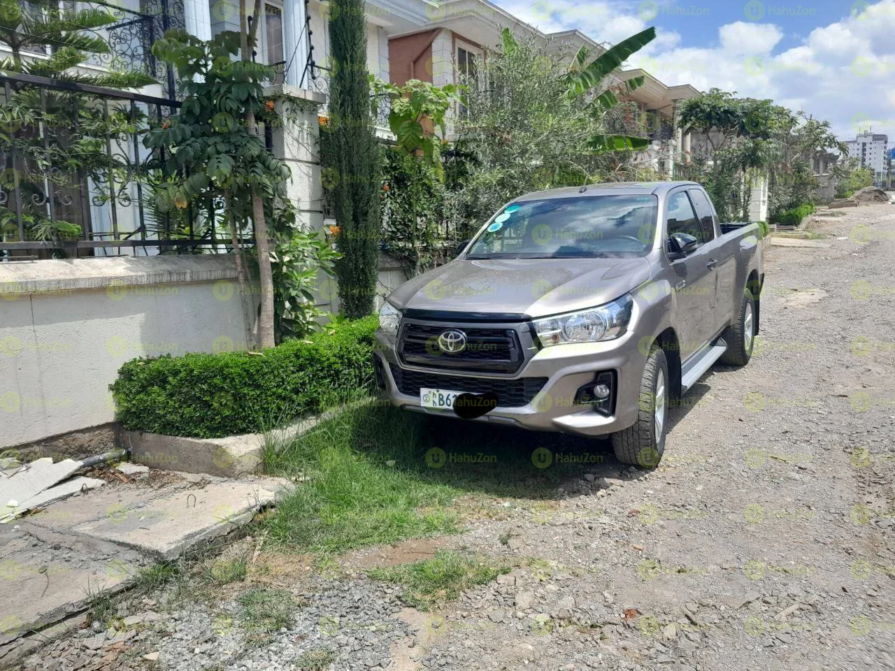 2020 Model-Toyota Hilux Extra Cab