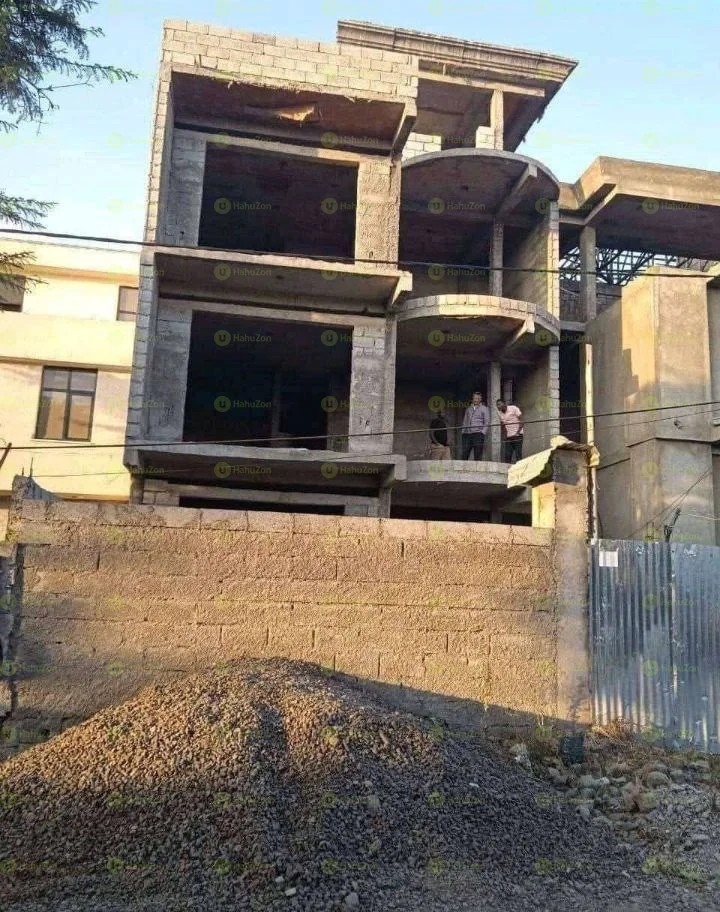 250 ካሬ የሚሸጥ ጂ+3 ቤት በአያት