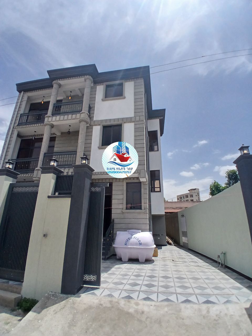 180 ካሬ የሚሸጥ G+2 ቤት በወሰን