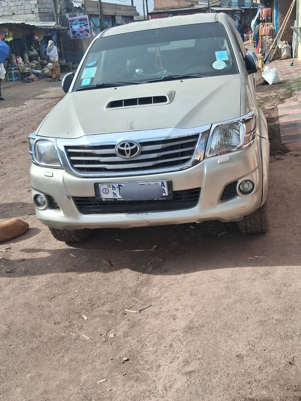 2013 Model-Toyota Extra Cap