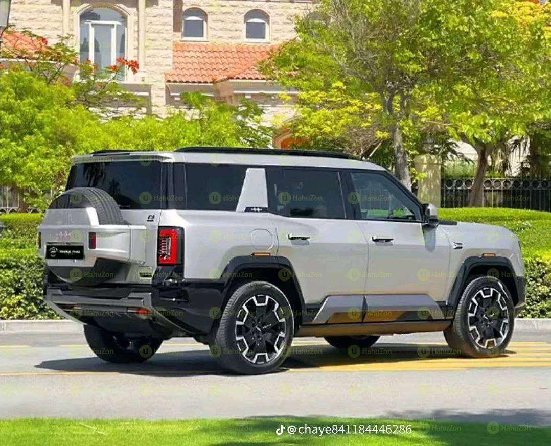 2025 Model- BYD Leopard 8 Plugin Hybrid