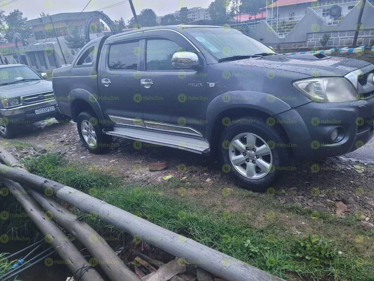 2011 Model-Toyota Hilux Double Cab