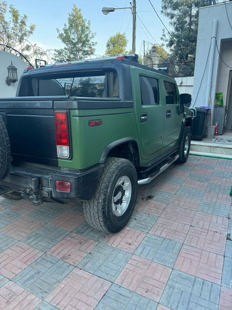 2006 Model-Hummer Pickup