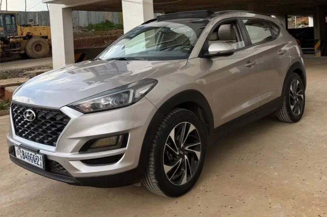 2020 Model-Hyundai Tucson
