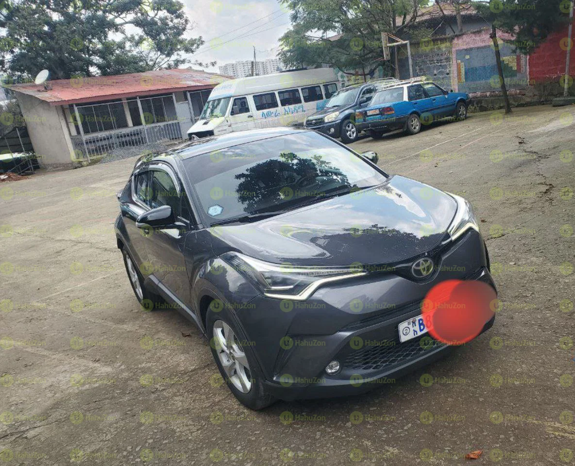 2020 Model-Toyota Ch-R