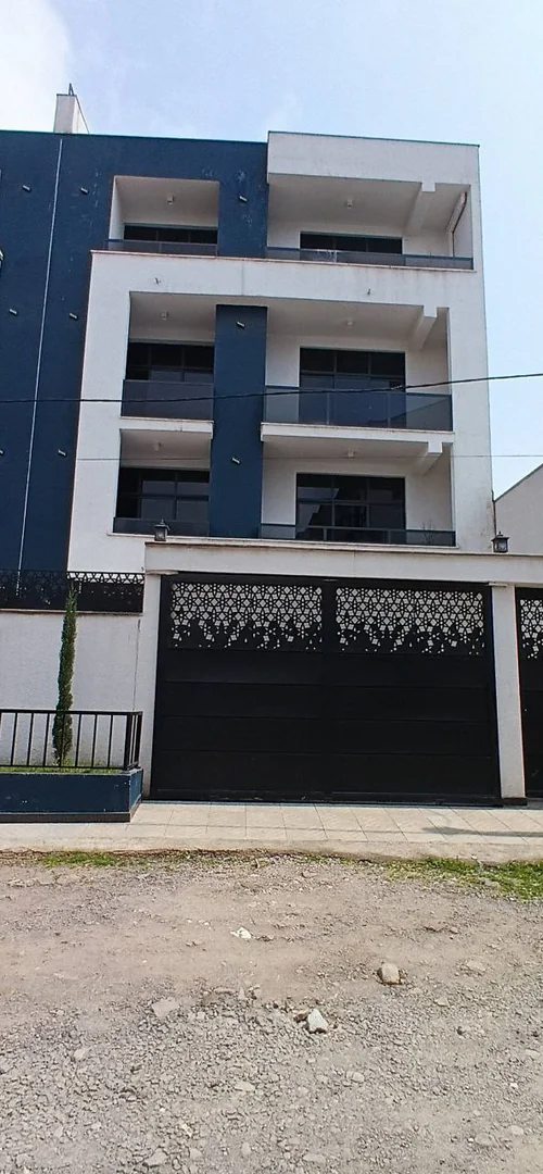 250 ካሬ የሚሸጥ ቤት በአያት