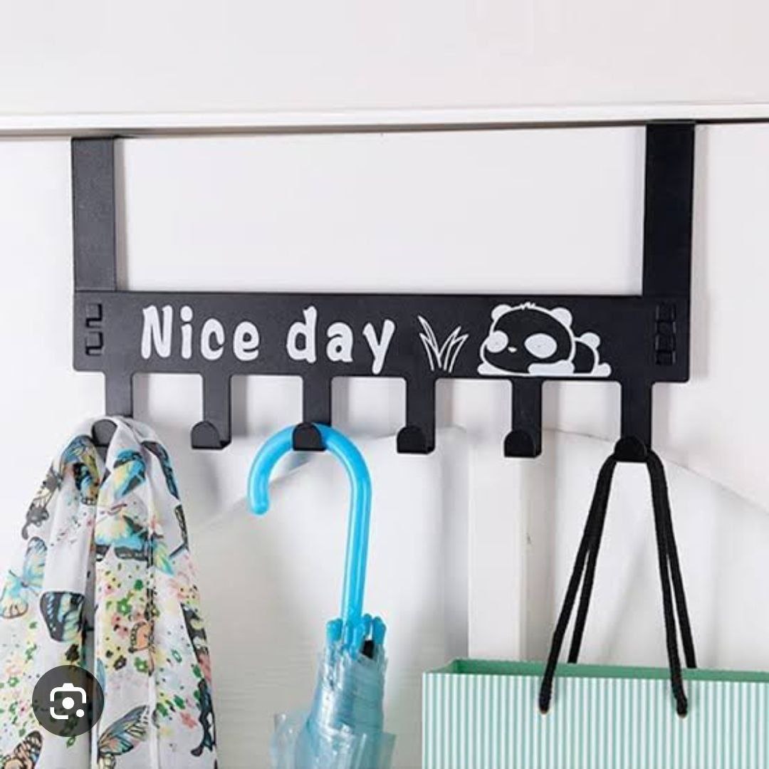 ከጣዉላ በር ላይ የሚሆን የልብስ መስቀያ