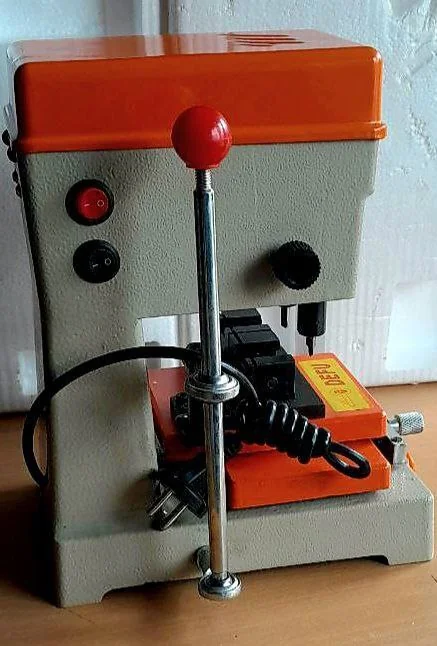 Defu Key Cutting Machine