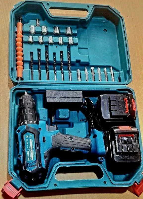 Makita Rechargeable Drill 18V