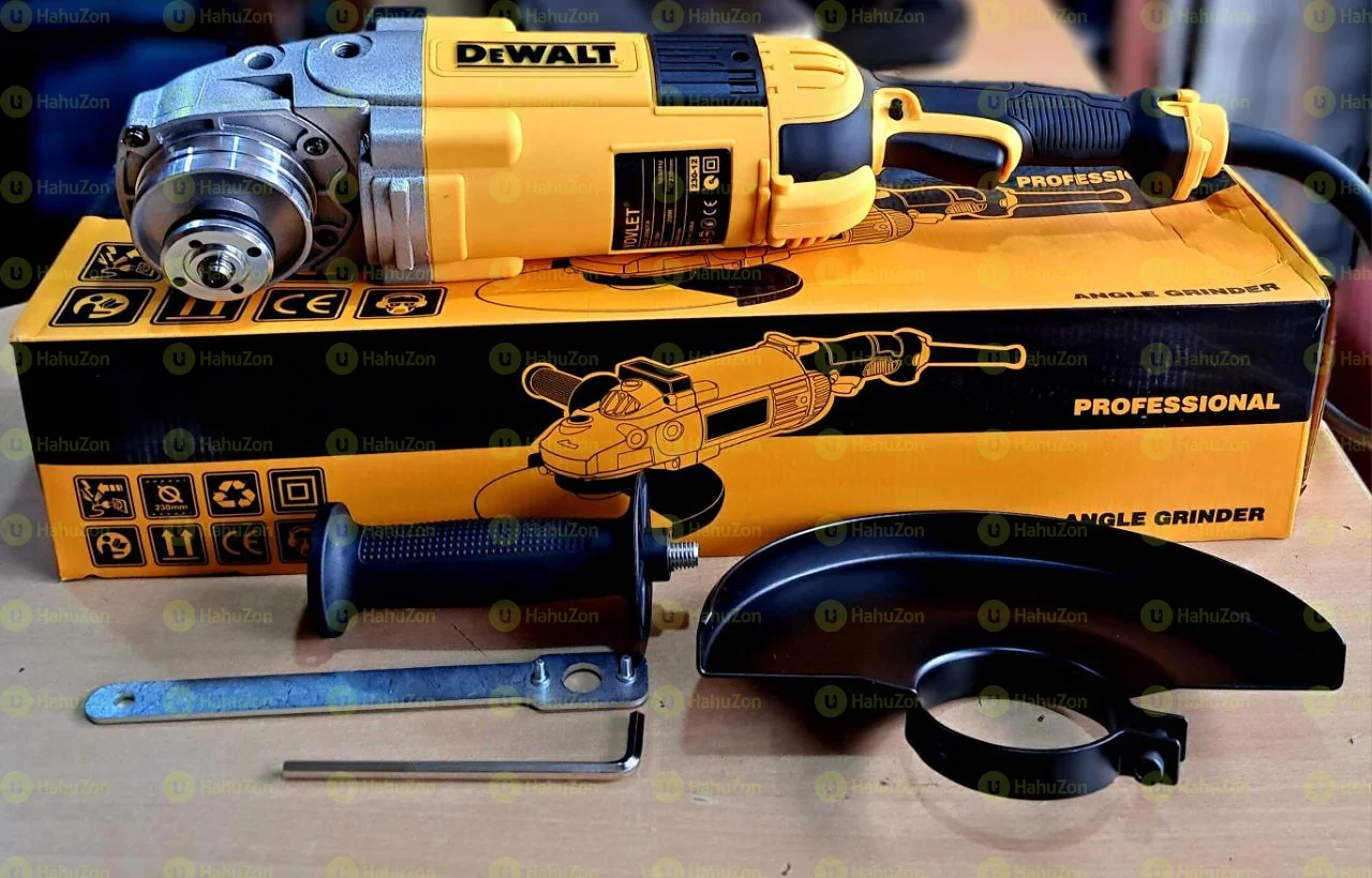Dewalt Grinder 2800W