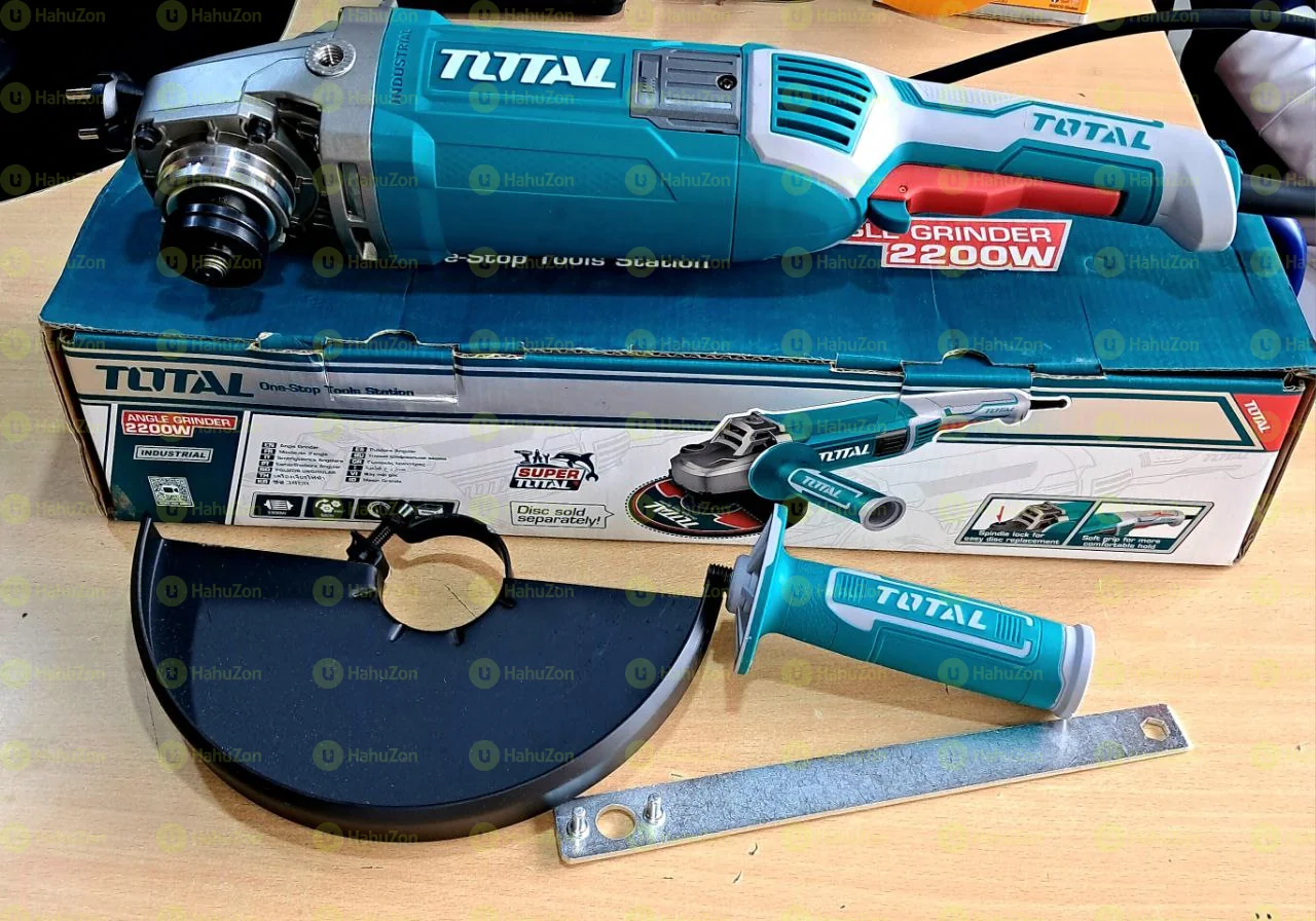 Total Grinders 2200W