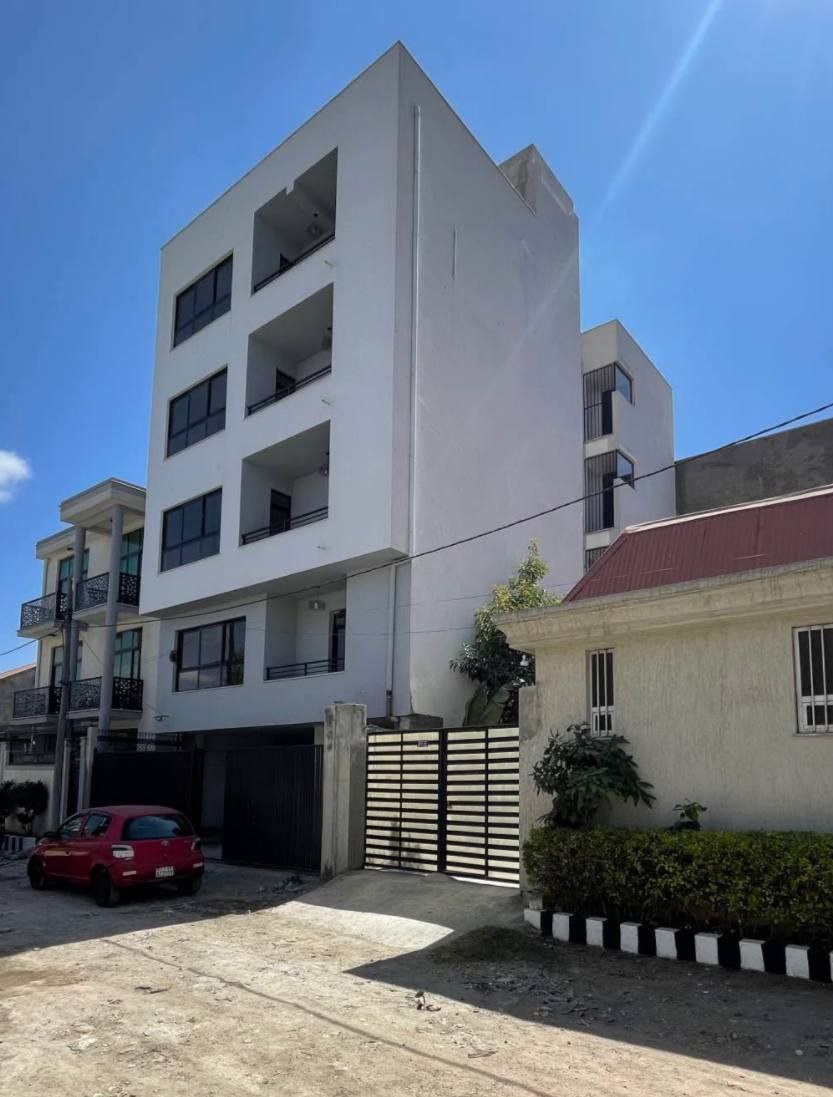 175 የሚሸጥ G+4 አፓርትመንት በቦሌ ቡልቡላ