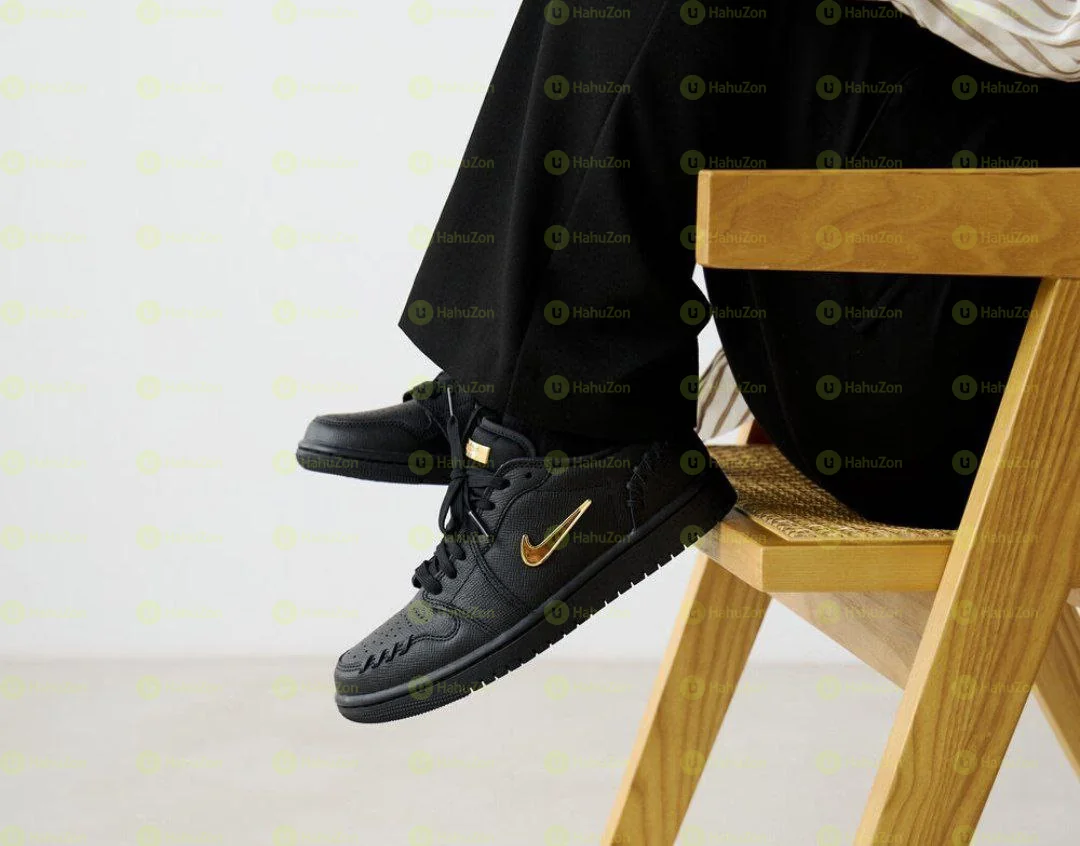 Air Jordan 1 Low Men's Shoes