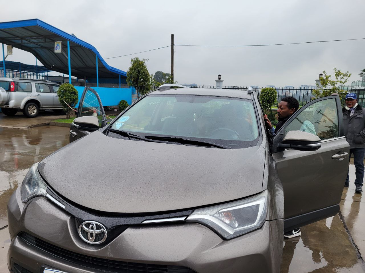 2017 Model-Toyota Rav 4