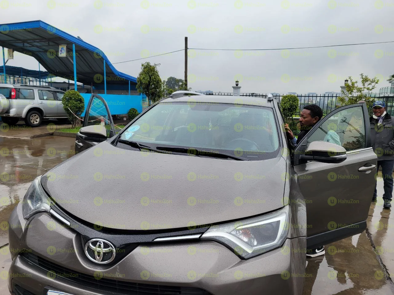 2017 Model-Toyota Rav 4