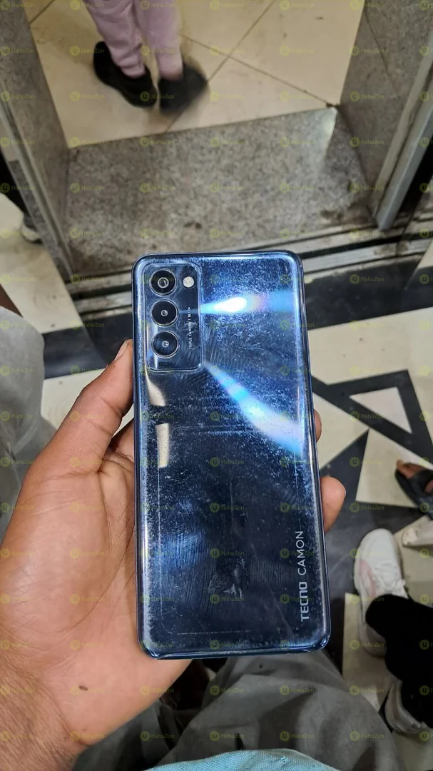 Tecno Camon 18