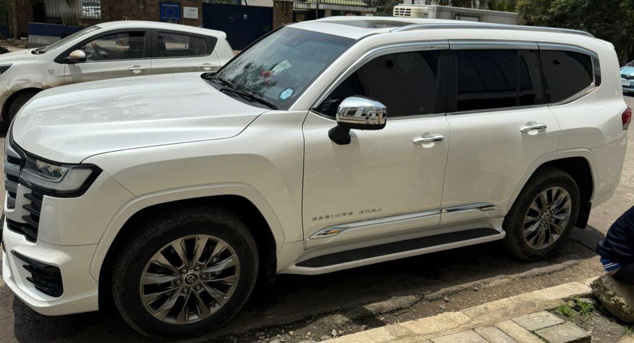 2023 Model-Toyota Land Cruiser VXR