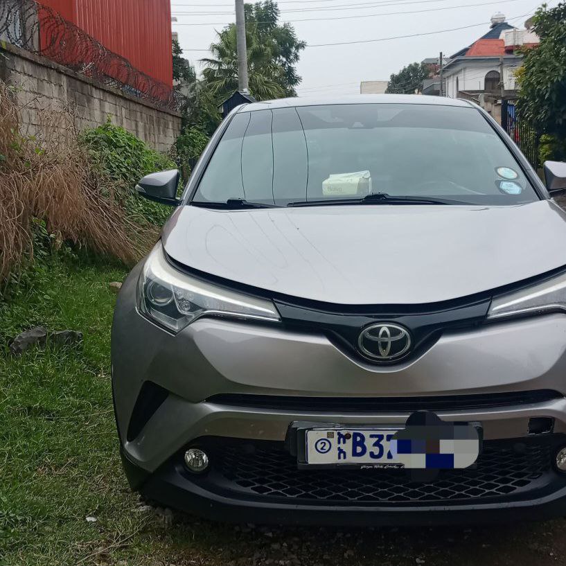 2017 Model-Toyota Ch-r