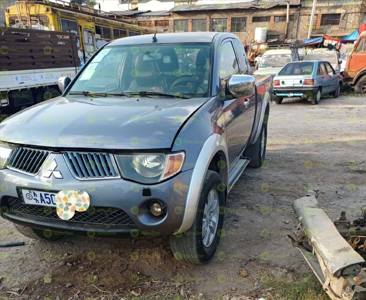 2009 Model-Mitsubishi L200