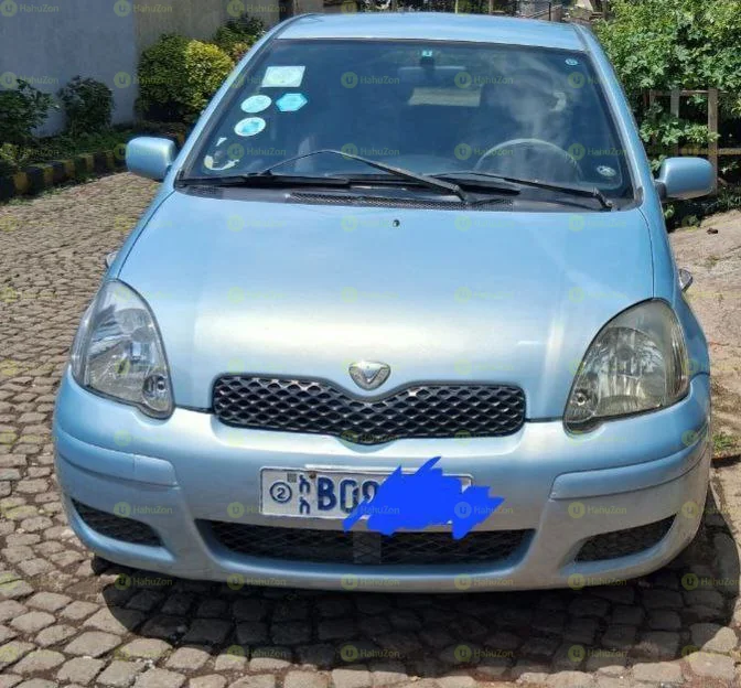 2004 Model-Toyota Vitz
