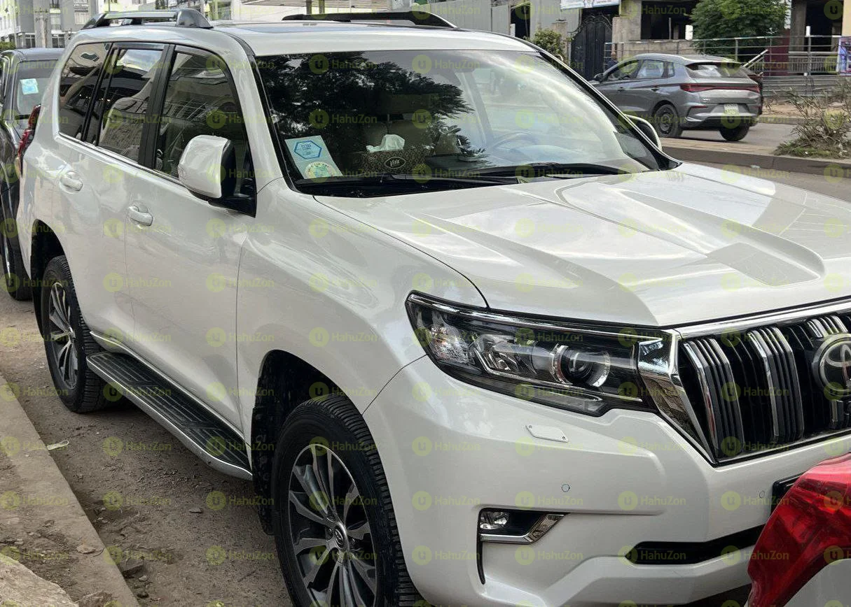 2019 Model-Land Cruiser Prado