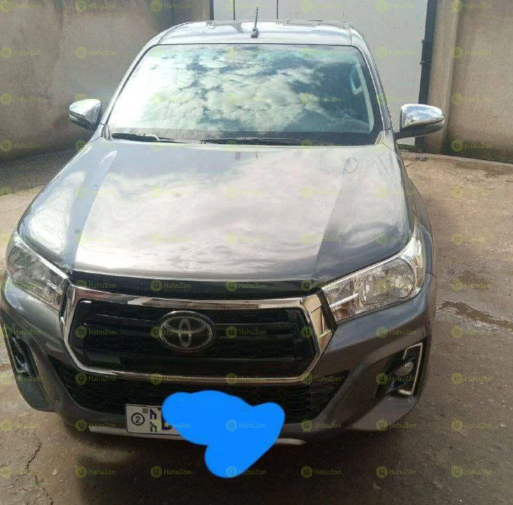 2020 Model-Toyota Rivo Hilux  Kin-Cab