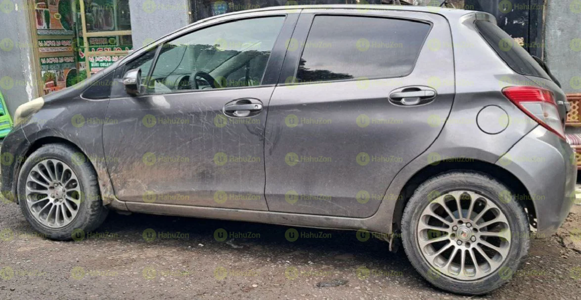 2012 Model-Toyota Yaris Compact