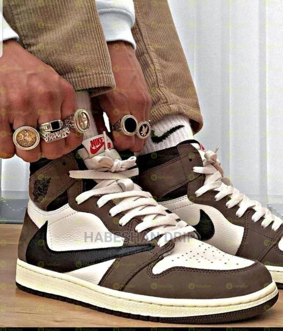 Jordan 1 low X Travis Scott Men's Shoes