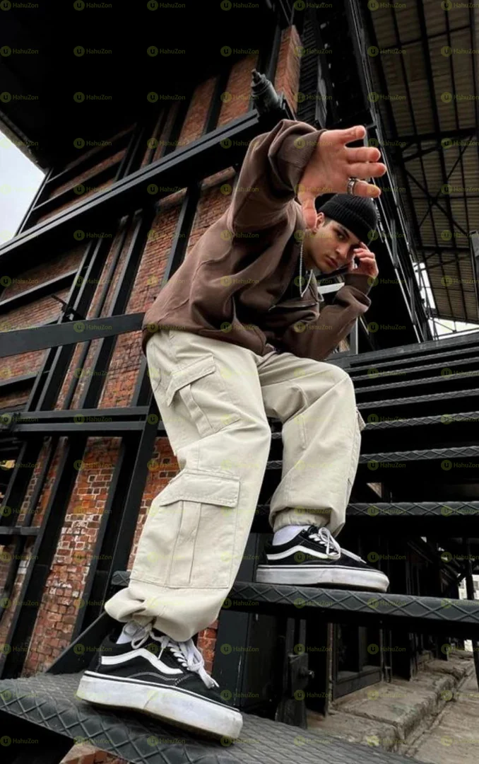 Baggy Jeans & Cargo Pants