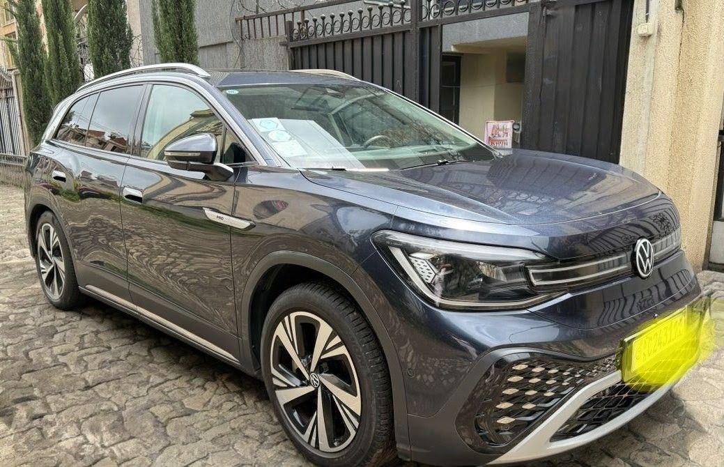 2022 Model-Volkswagen Id.6 Crozz Pro