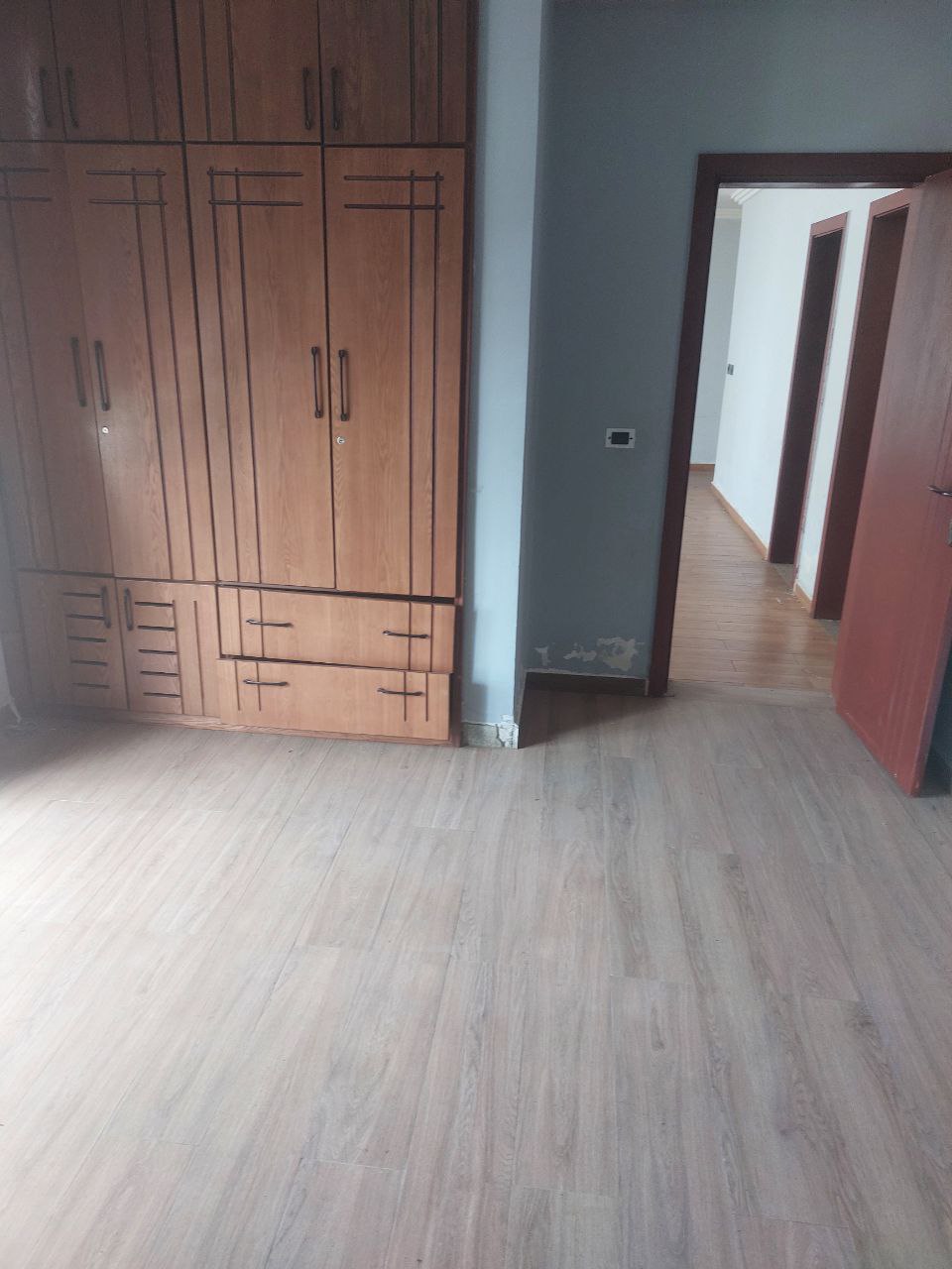 102 ካሬ የሚሸጥ አፓርትመንት በአያት ኖህ እሪል እስቴት