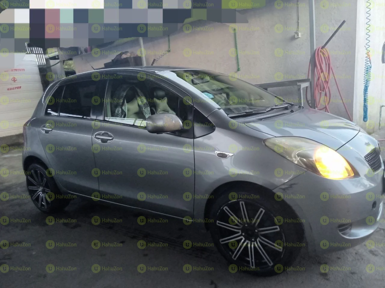 2006 Model-Toyota Yaris Compact