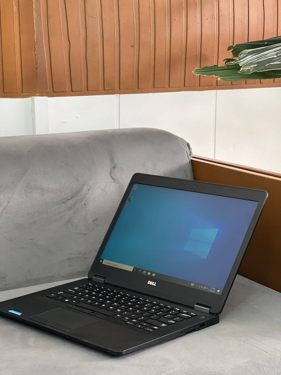 Dell Latitude E7470 Core i7 6Th Generation Laptop